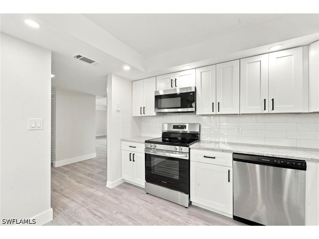 379 Palm Drive #3 Naples FL 34112 226024204 image8