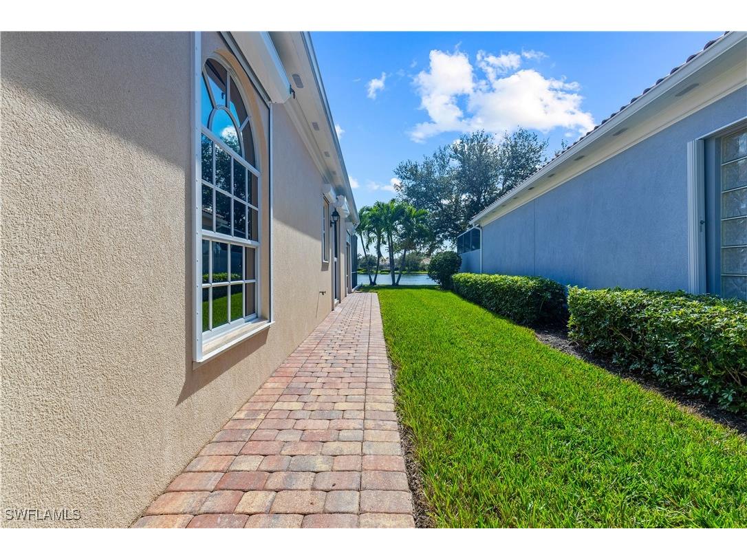 3790 Whidbey Way Naples FL 34119 225077188 image7