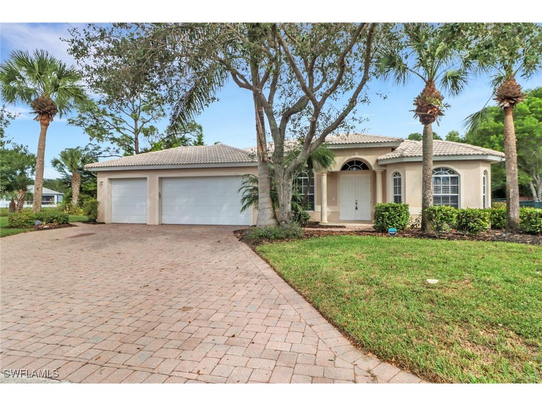 3797 Hudson Court Naples FL 34116 224104448 image1