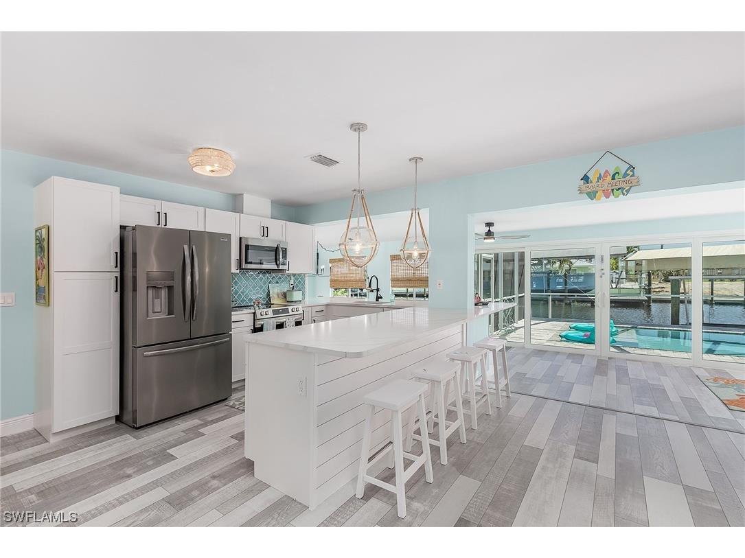 3798 Emerald Avenue Saint James City FL 33956 223076040 image1