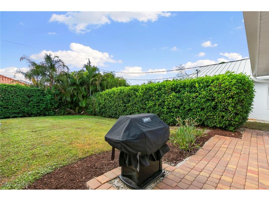 38 7th Street Bonita Springs FL 34134 225075926 image23