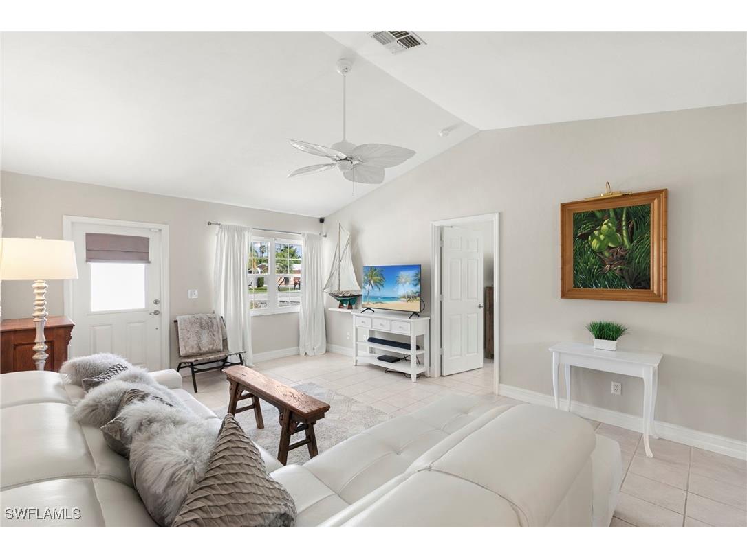 38 7th Street Bonita Springs FL 34134 225075926 image3
