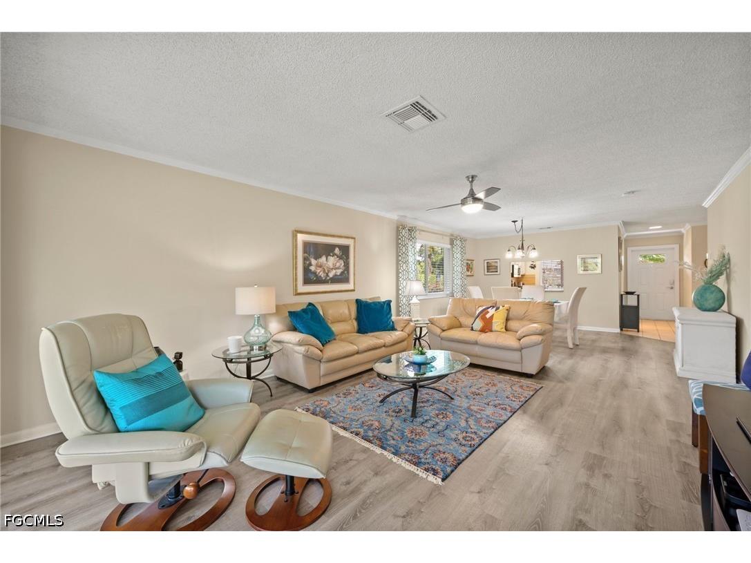 38 Glades Boulevard #1 Naples FL 34112 2026024180 image10