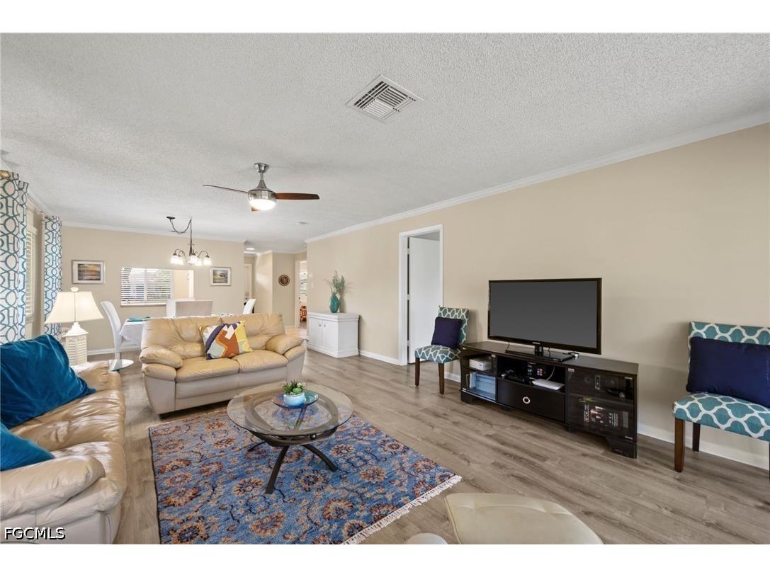 38 Glades Boulevard #1 Naples FL 34112 2026024180 image11
