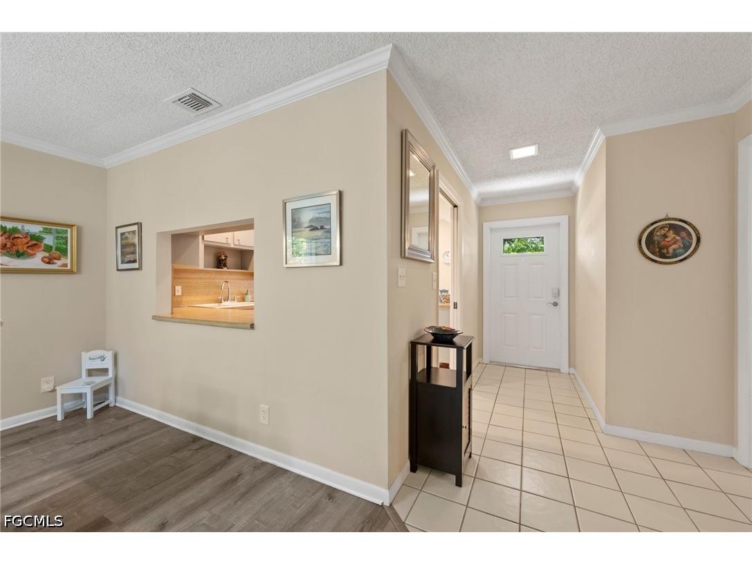 38 Glades Boulevard #1 Naples FL 34112 2026024180 image5