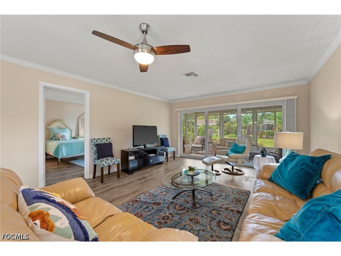 38 Glades Boulevard #1 Naples FL 34112 2026024180 image9