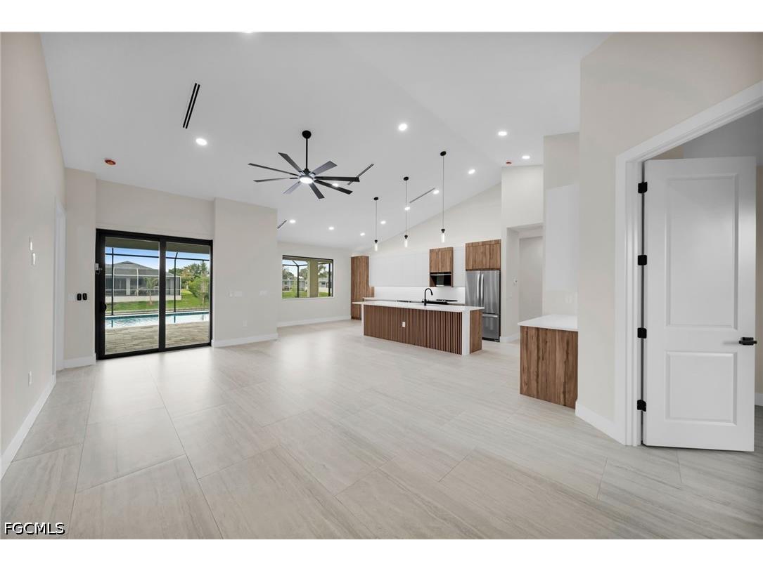 38 NE 8th Place Cape Coral FL 33909 2026016628 image11