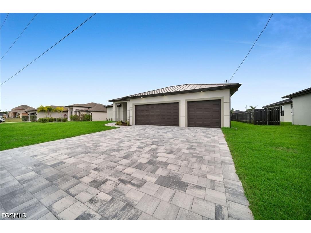 38 NE 8th Place Cape Coral FL 33909 2026016628 image2