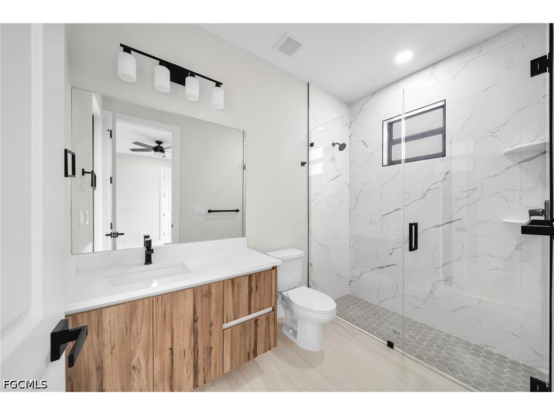 38 NE 8th Place Cape Coral FL 33909 2026016628 image35