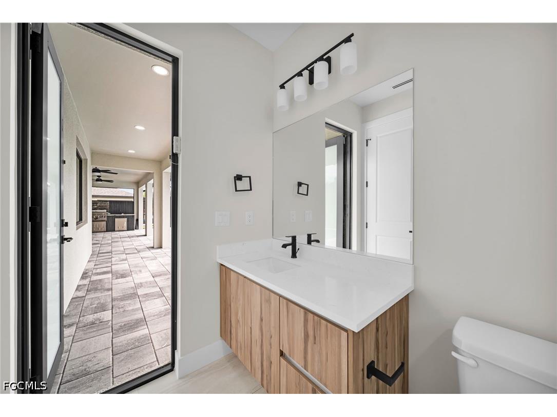 38 NE 8th Place Cape Coral FL 33909 2026016628 image36