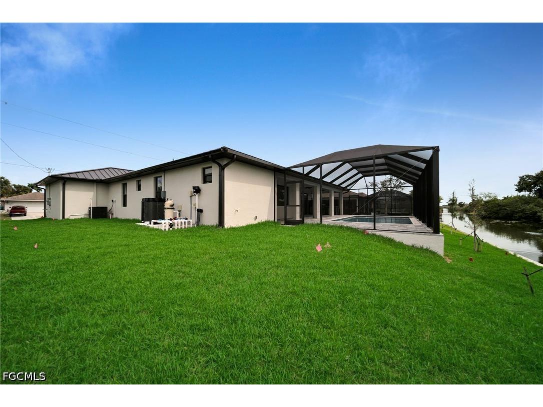 38 NE 8th Place Cape Coral FL 33909 2026016628 image41