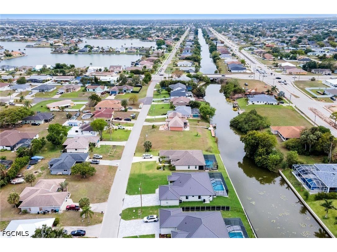 38 NE 8th Place Cape Coral FL 33909 2026016628 image44