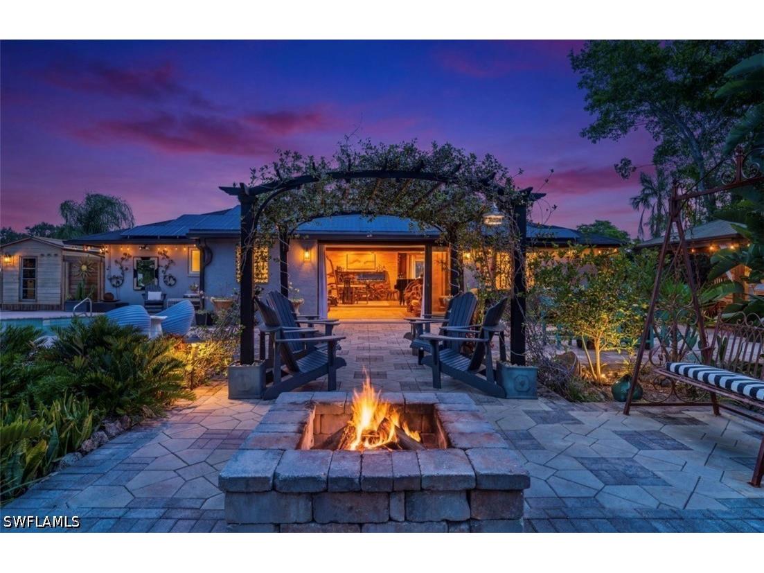 38 Willoughby Drive Naples FL 34110 226019857 image1
