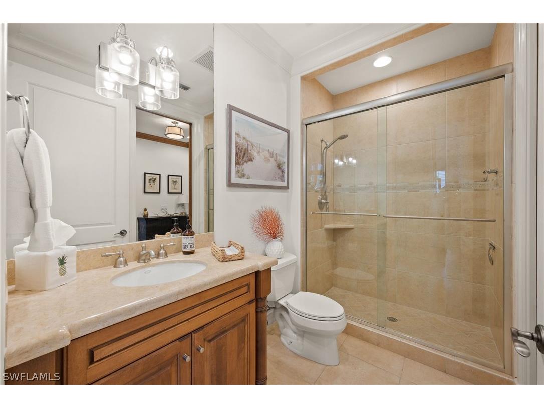 380 10th Street S #202 Naples FL 34102 226007934 image18