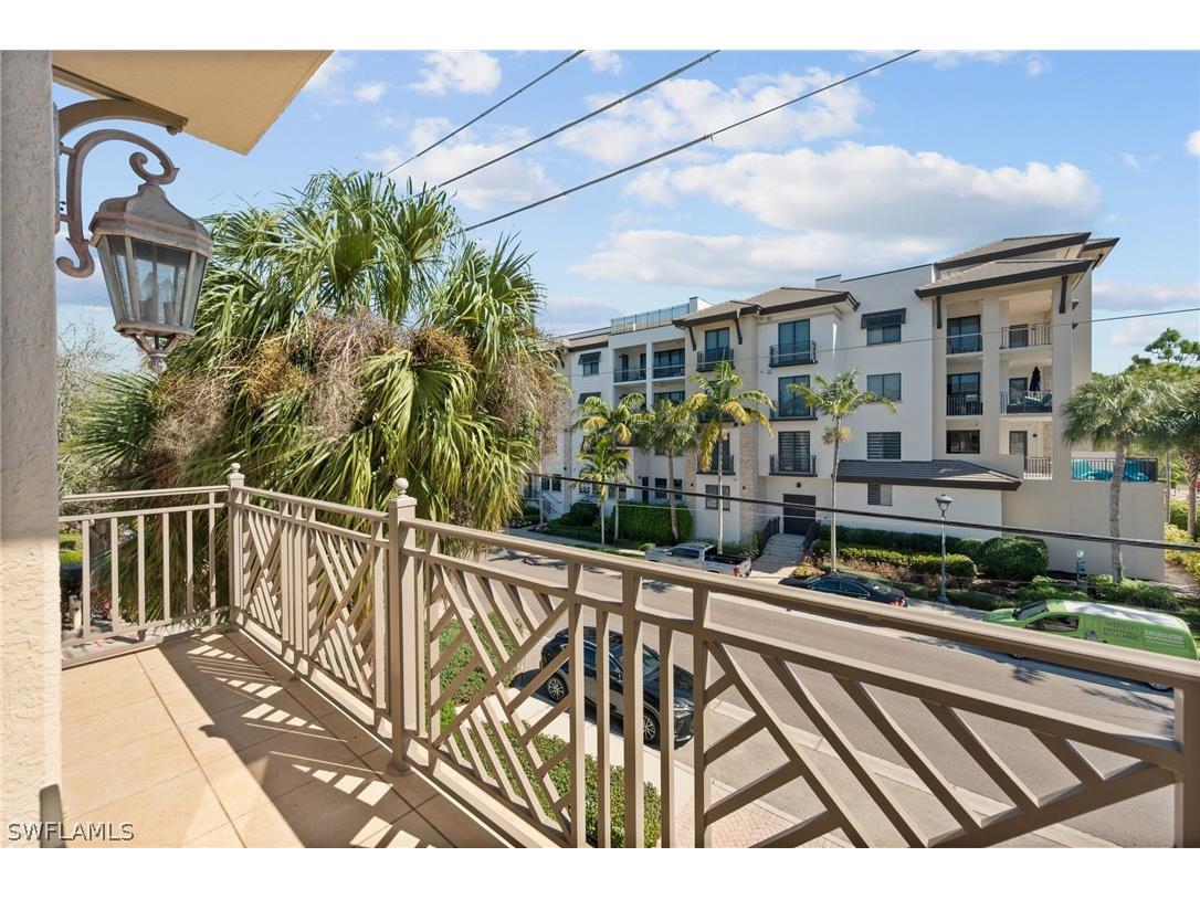 380 10th Street S #202 Naples FL 34102 226007934 image19