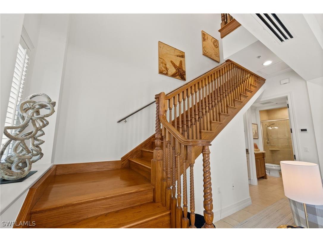 380 10th Street S #202 Naples FL 34102 226007934 image22