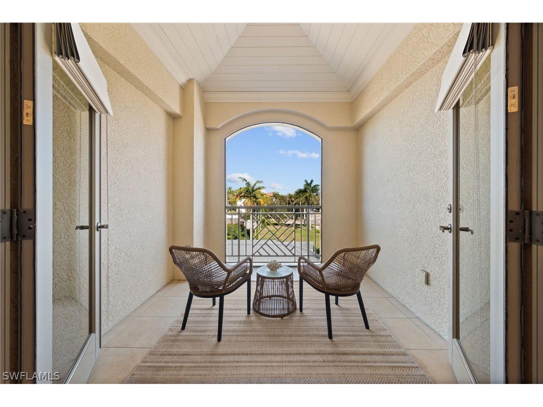 380 10th Street S #202 Naples FL 34102 226007934 image33