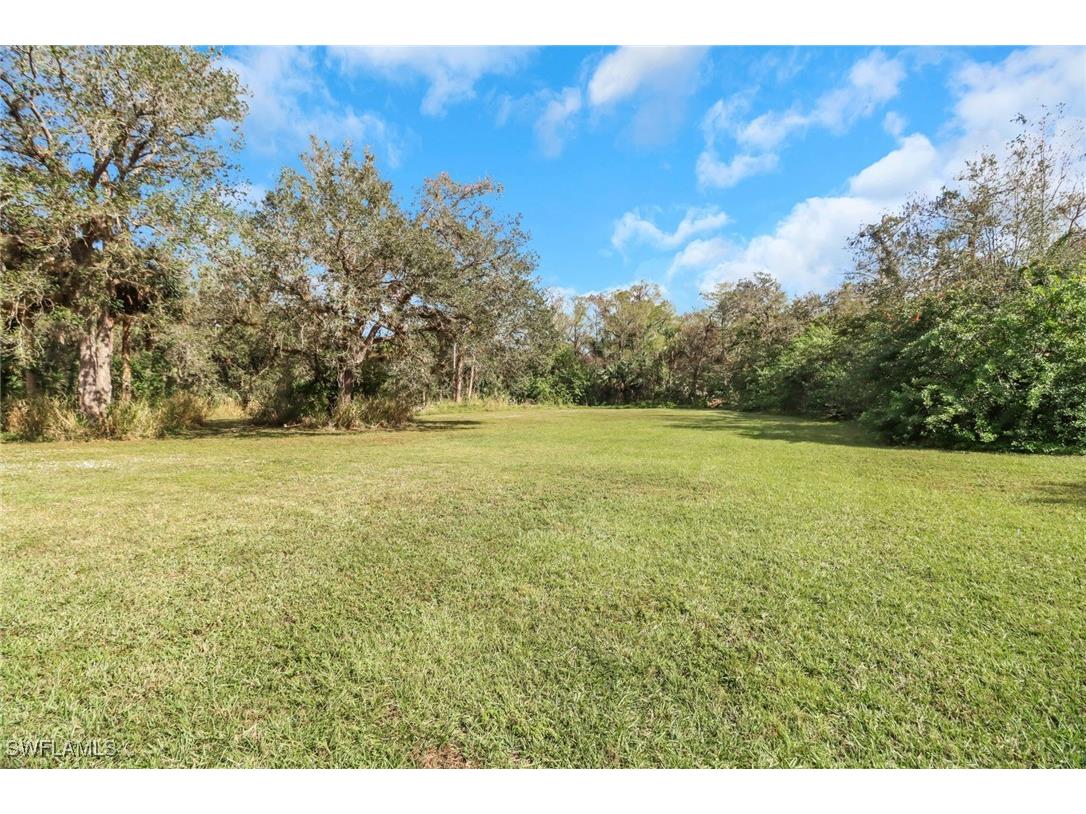 380 13th Street NW Naples FL 34120 225018994 image27