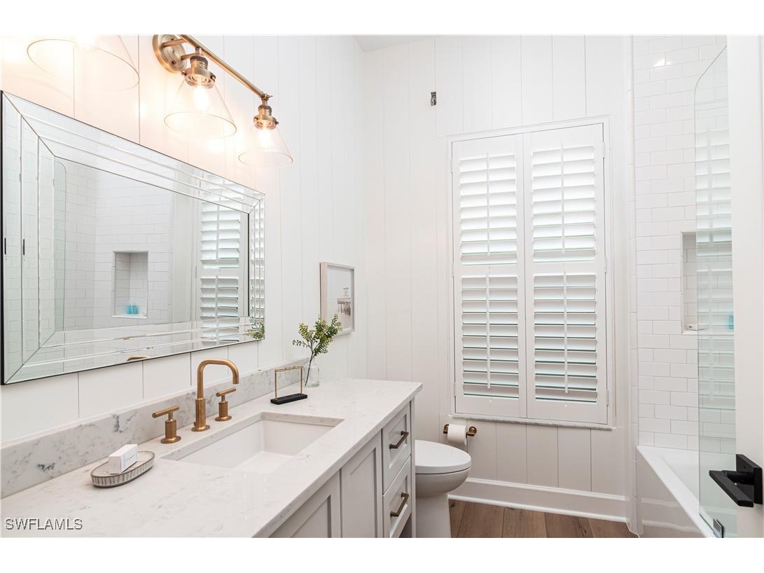 380 5th Avenue N Naples FL 34102 225076302 image13