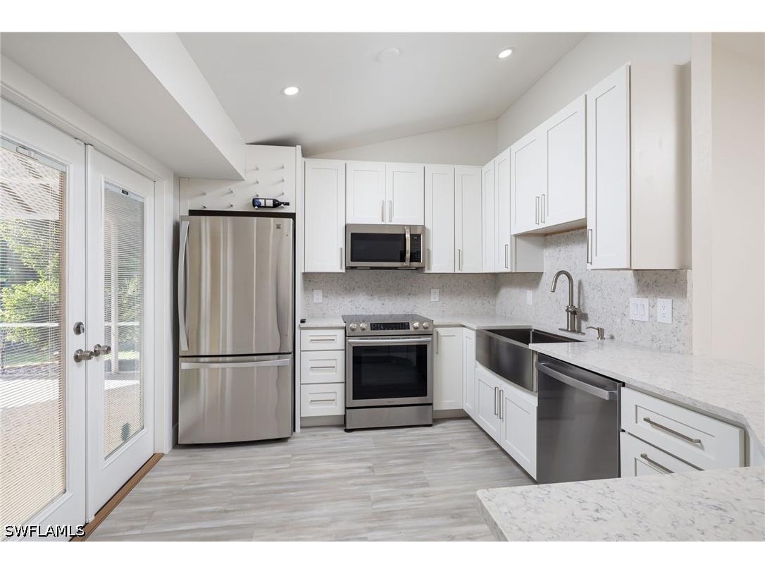 380 6th Street NE Naples FL 34120 226014551 image11