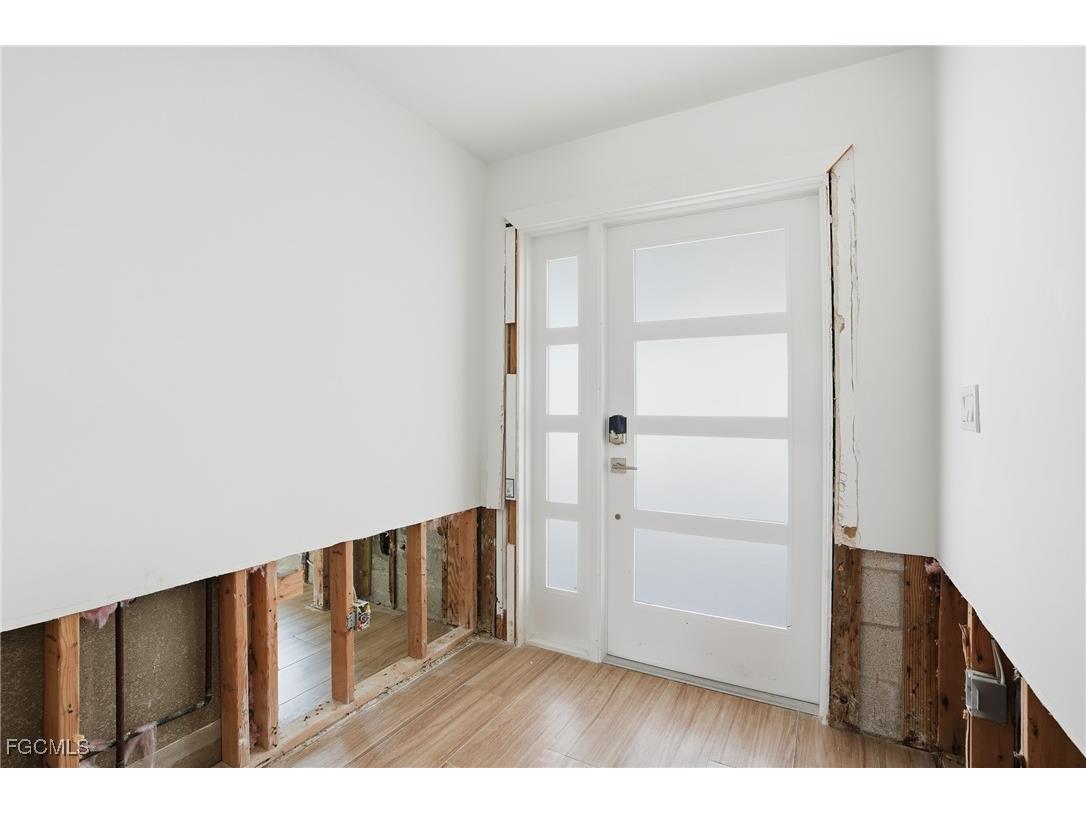 380 Conners Avenue Naples FL 34108 2026002205 image11