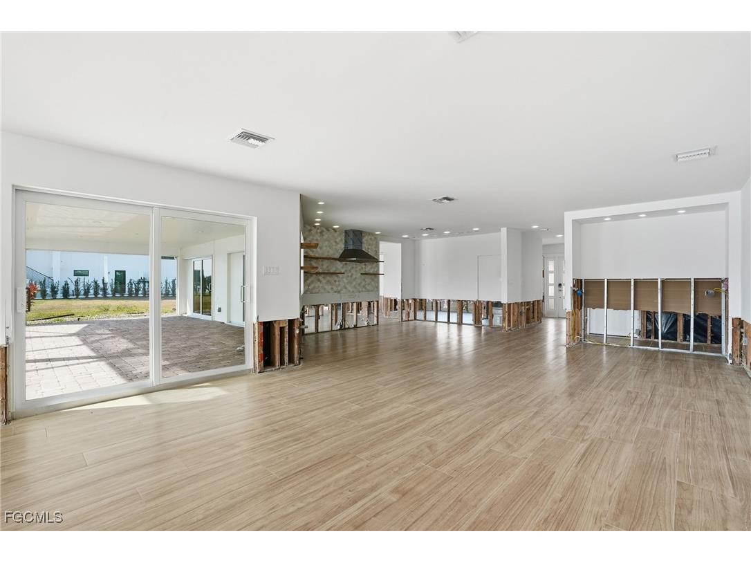 380 Conners Avenue Naples FL 34108 2026002205 image13