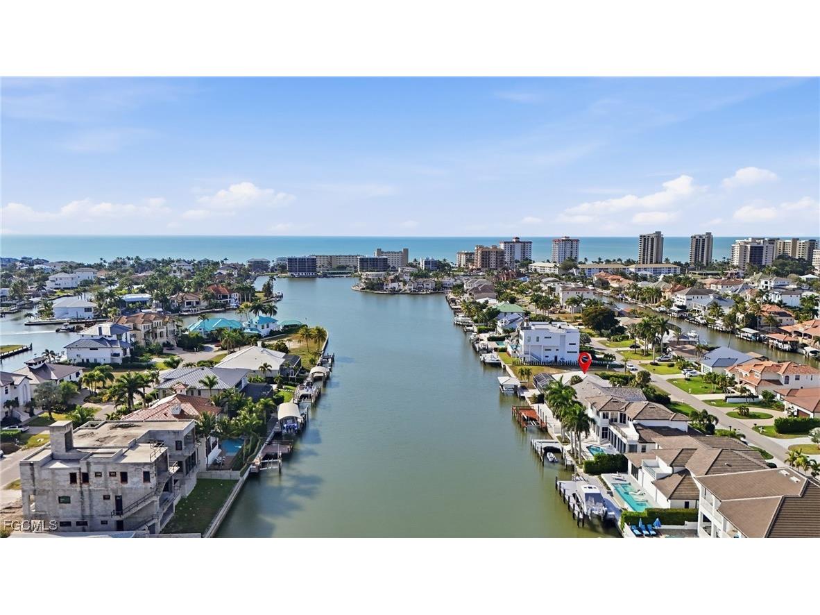 380 Conners Avenue Naples FL 34108 2026002205 image4