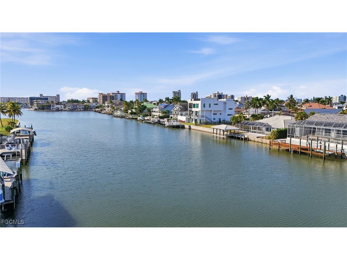 380 Conners Avenue Naples FL 34108 2026002205 image45