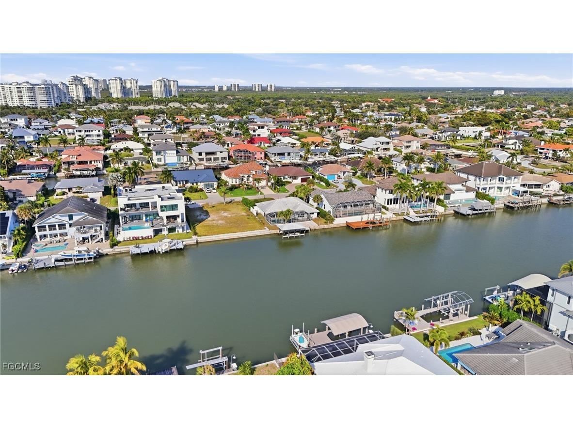 380 Conners Avenue Naples FL 34108 2026002205 image49