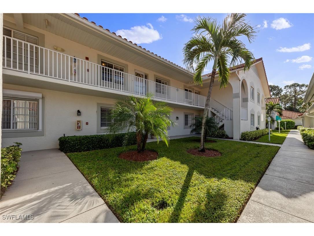 380 Gabriel Circle #3404 Naples FL 34104 224088543 image1