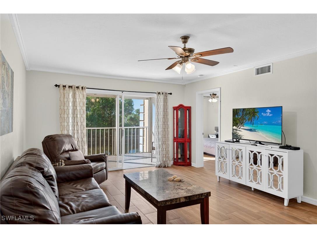 380 Horse Creek Drive #204 Naples FL 34110 225077925 image11