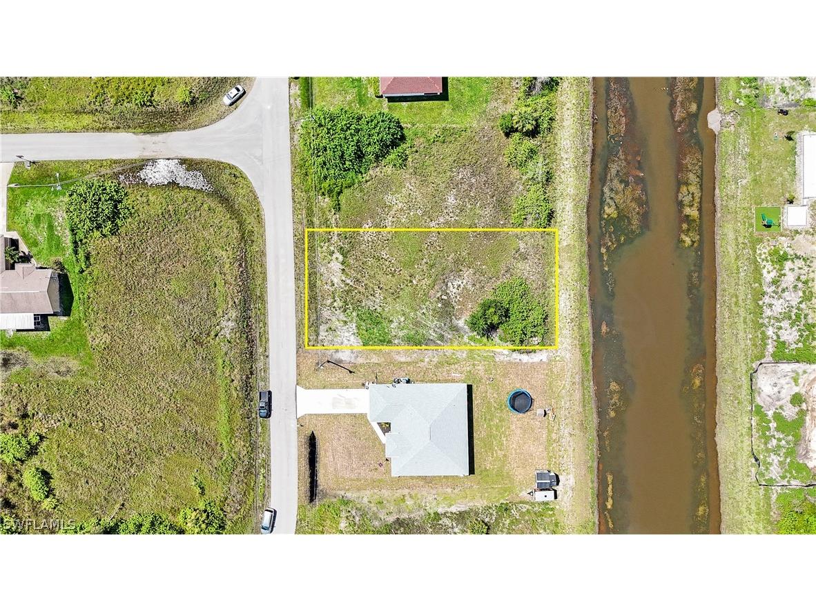 380 Pauline Avenue Lehigh Acres FL 33974 224055766 image1