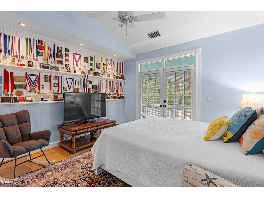 380 Periwinkle Court Marco Island FL 34145 225074565 image26