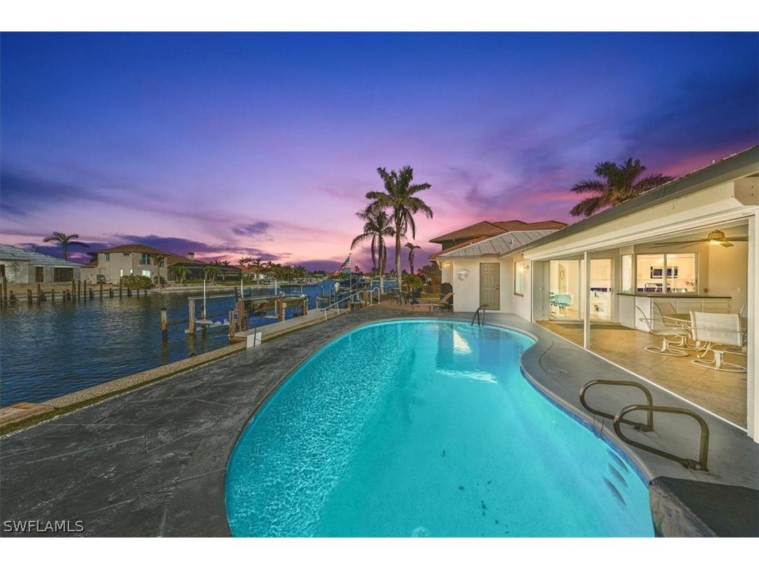 380 Rookery Court Marco Island FL 34145 222078758 image1