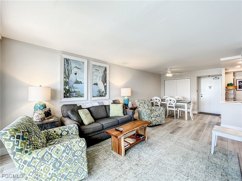 380 Seaview Court #11709 Marco Island FL 34145 2025022627 image13