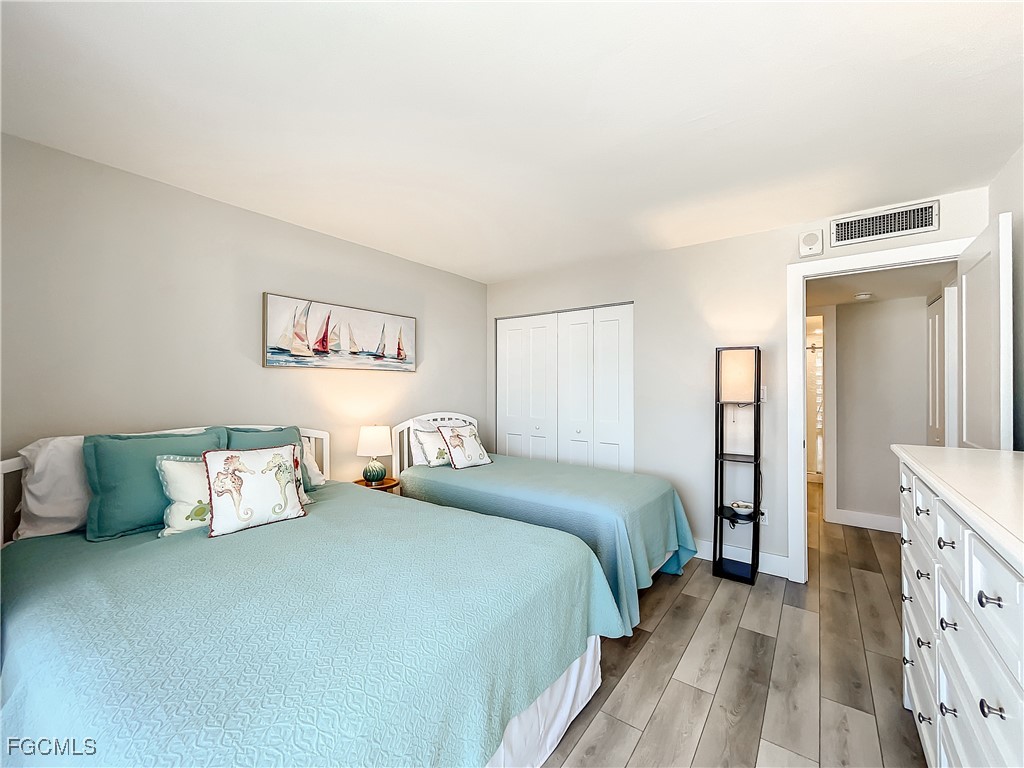 380 Seaview Court #11709 Marco Island FL 34145 2025022627 image14