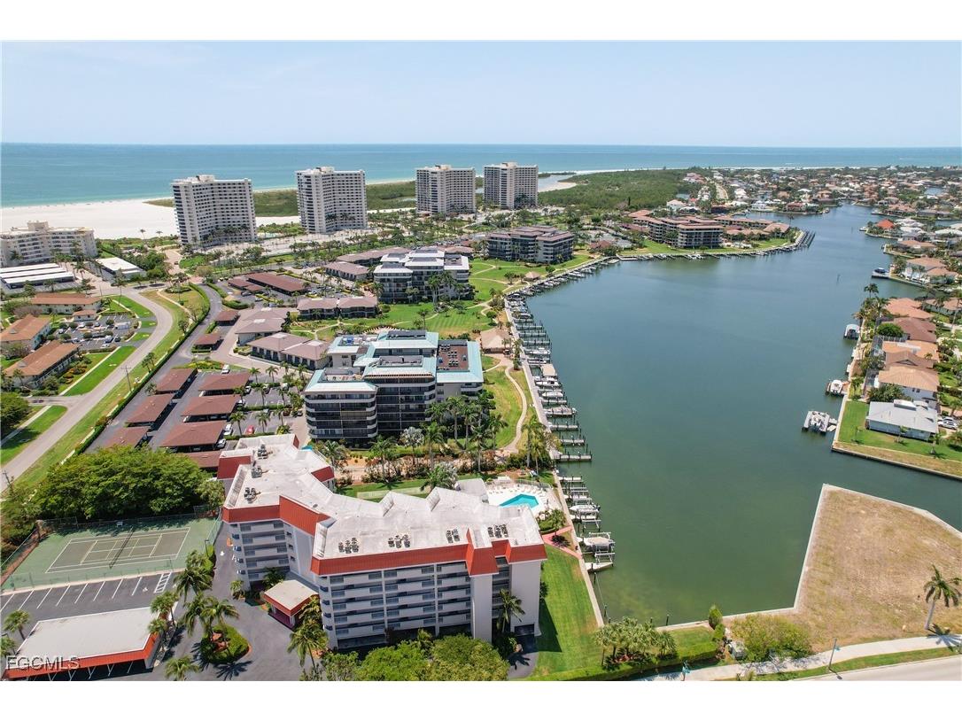 380 Seaview Court #11709 Marco Island FL 34145 2025022627 image33