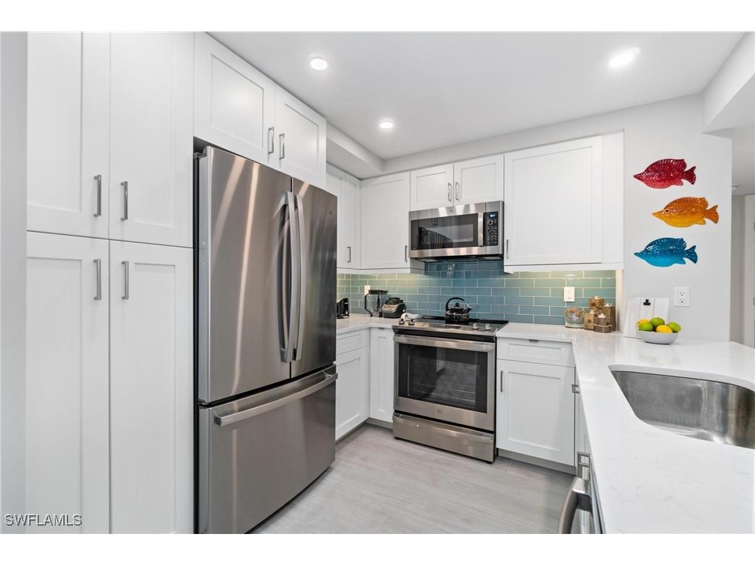 380 Seaview Court #1209 Marco Island FL 34145 225083183 image14