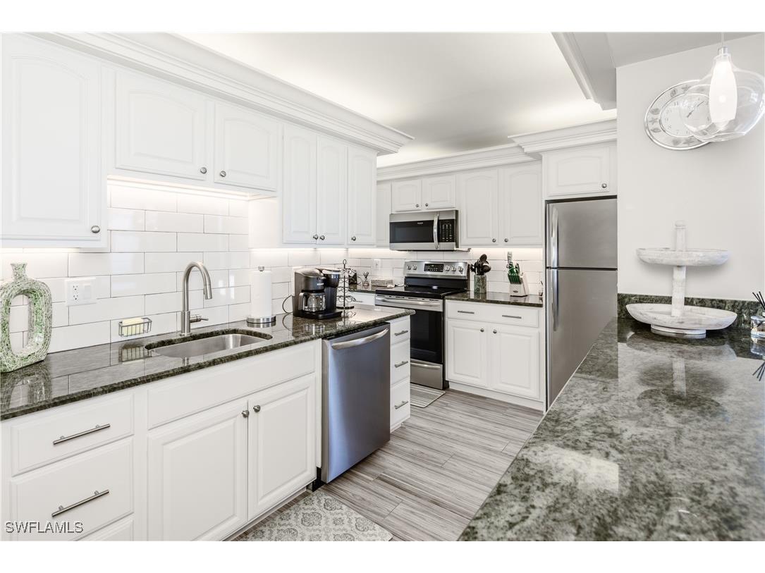 380 Seaview Court #1606 Marco Island FL 34145 225082404 image10