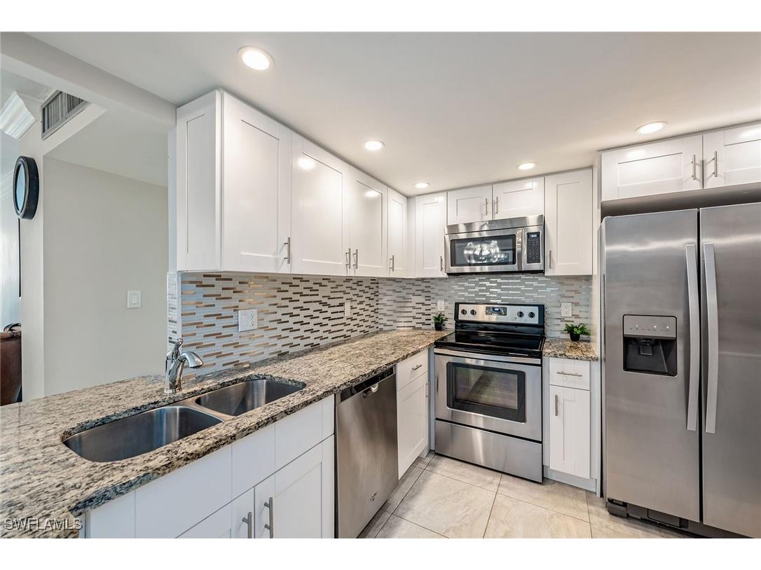 380 Seaview Court #1607 Marco Island FL 34145 225067638 image3