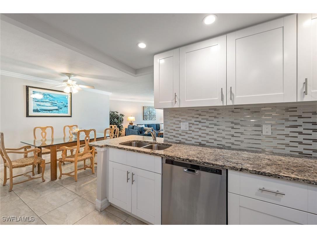 380 Seaview Court #1607 Marco Island FL 34145 225067638 image4