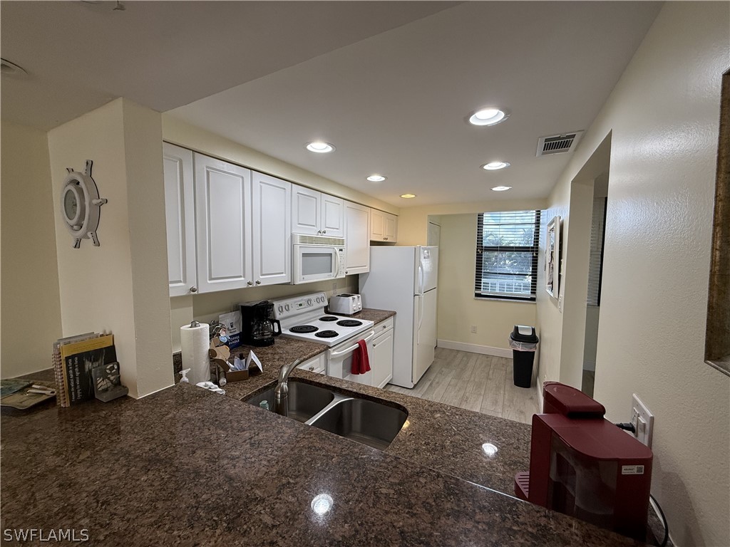 380 Seaview Court #204 Marco Island FL 34145 226006632 image10