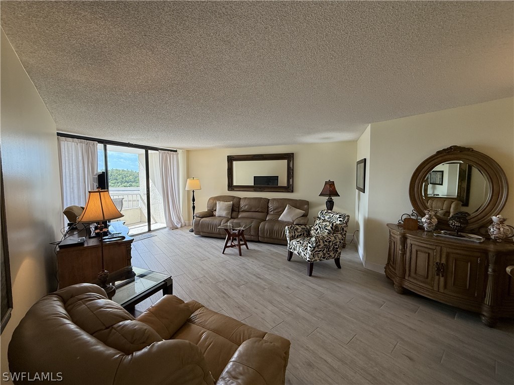 380 Seaview Court #204 Marco Island FL 34145 226006632 image6