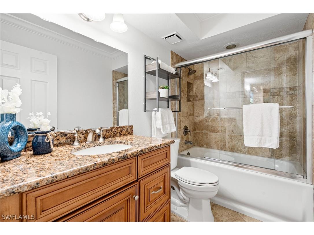 380 Seaview Court #306 Marco Island FL 34145 226010877 image19