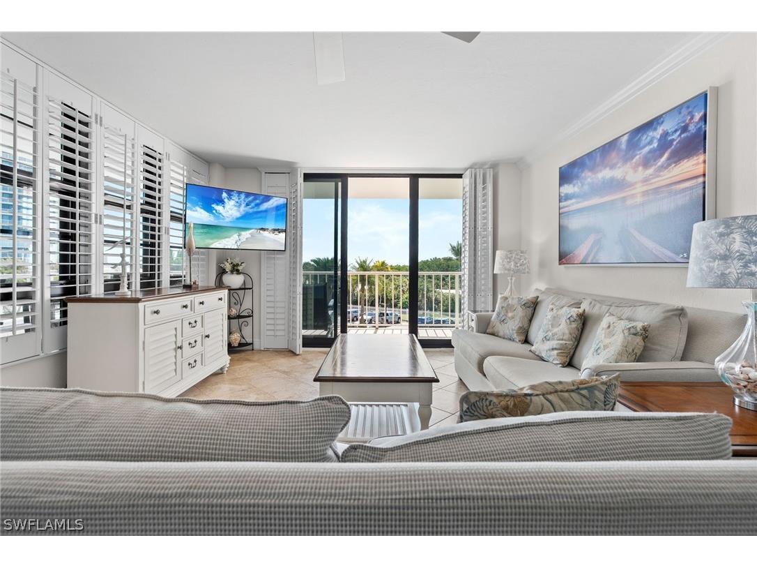 380 Seaview Court #306 Marco Island FL 34145 226010877 image3