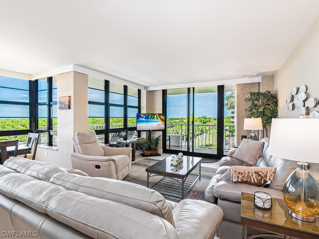 380 Seaview Court #312 Marco Island FL 34145 223076782 image1