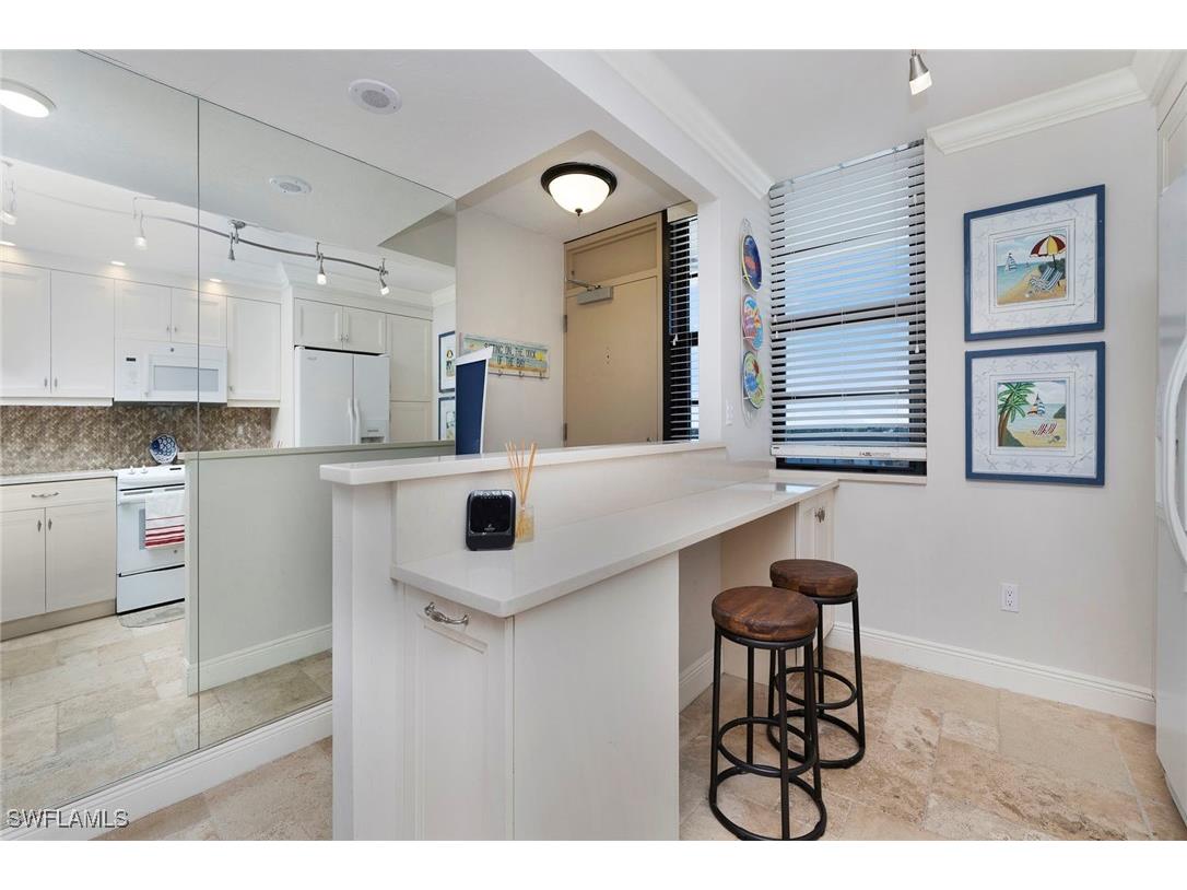 380 Seaview Court #805 Marco Island FL 34145 225071160 image8