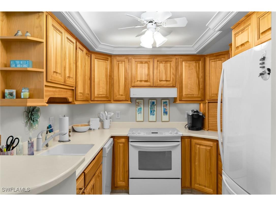 380 Seaview Court #910 Marco Island FL 34145 225080308 image8