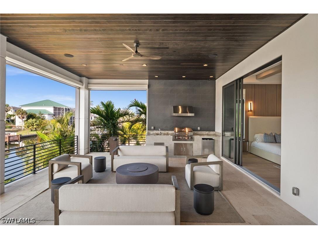 380 Trade Winds Avenue Naples FL 34108 226018310 image11