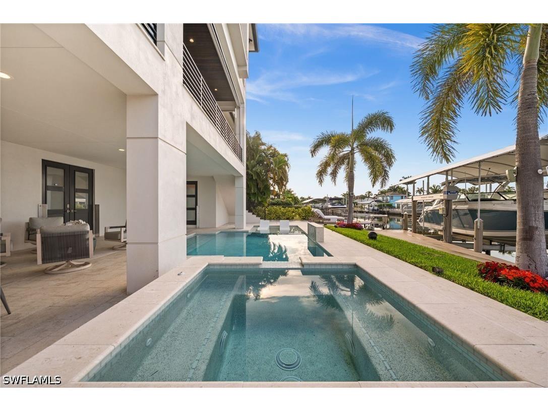 380 Trade Winds Avenue Naples FL 34108 226018310 image40